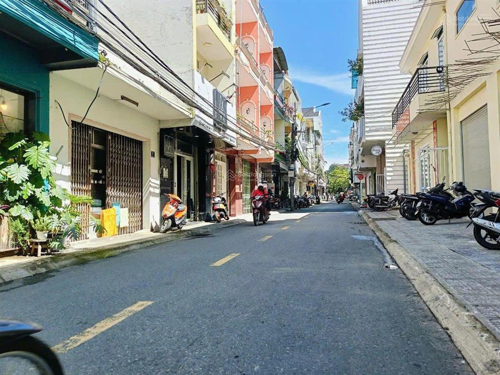 Đất liên kế phố đường nguyễn lương bằng, p2, đà lạt. dt 80m2 full thổ cư, ngay trung tâm sầm uất.