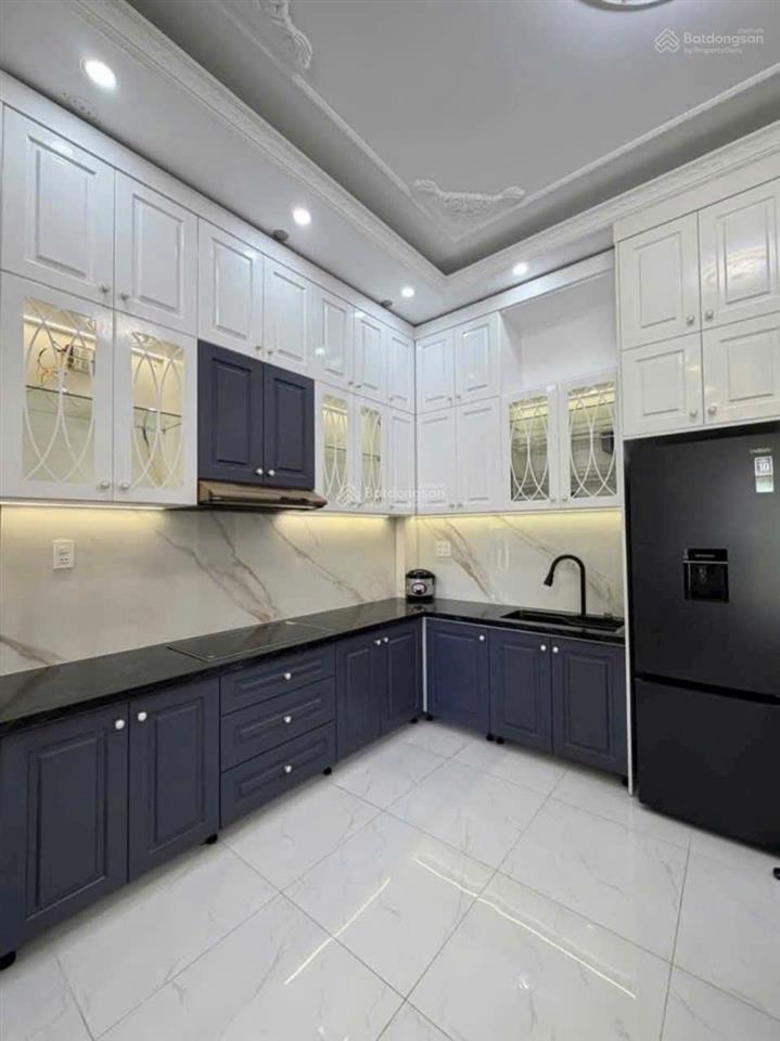 Chính chủ cần bán gấp nhà liên kế mới tinh, đường ngô thị nhậm. full nội thất, có thể vào ở ngay