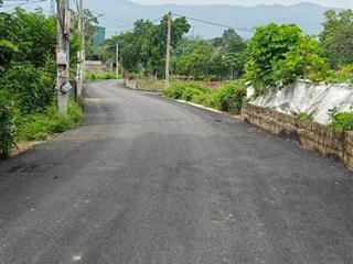 CẦN BÁN ĐẤT PHÚ MÃN - Mặt đường nhựa
