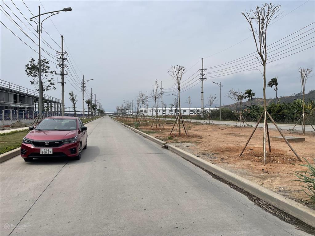 Chuyển nhượng 10.000m², đất khu công nghiệp hải phòng. vị trí ngay gần cảng đình vũ bàn giao ngay