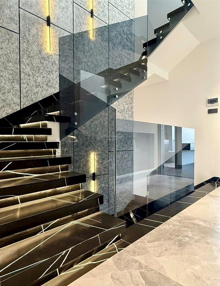 Bán nhà 3.5 tầng thiết kế luxury, vị trí cực đẹp gần đường 27m kđt mỹ gia, thái xuân gói 3