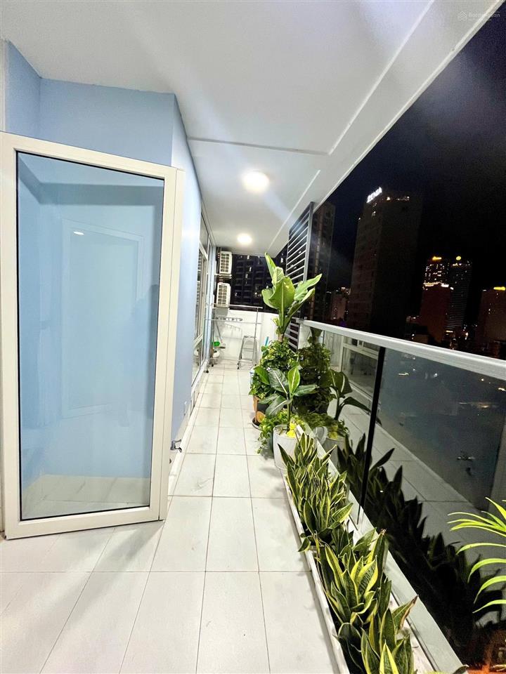 Căn hiếm có đã có sổ hồng riêng!!!
bán căn hộ tòa nhà happy sky, trung tâm nha trang