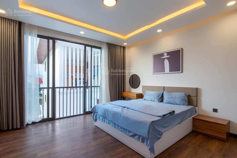 Bán nhà mp nguyễn chí thanh 45m2 x 5 tầng mặt tiền 4,1m giá 15,2 tỷ có thương lượng  0904 556 ***