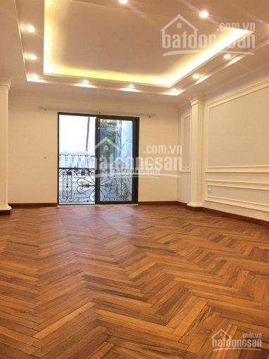 Chính chủ bán nhà phân lô hoàng cầu 60m2 x 7 tầng mt 5m oto vào nhà 13.5 tỷ gần cv 1/6 0904 556 ***