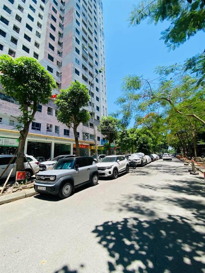 Bán căn hộ 2pn, 2wc, 62m2 tại nguyễn duy trinh 4,4 tỷ  tuấn 0904 556 ***