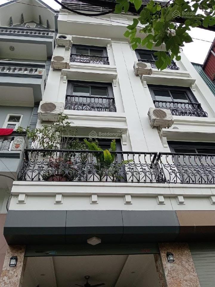 Bán nhà riêng tại đan khê, 5,5 tỷ, 33 m2, 3pn, 3wc, 5 tầng  tuấn 0904 556 ***