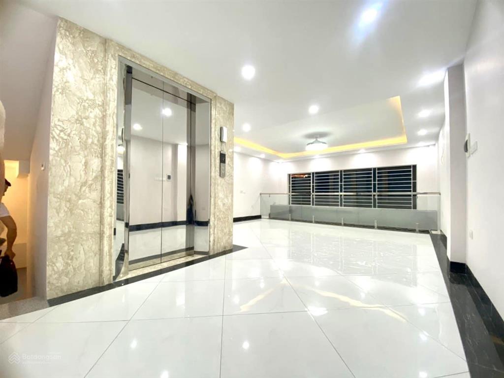 Bán nhà phân lô thái hà nhà đẹp ở ngay ngõ ô tô tránh 70m2 5 tầng mt 4.5m 15 tỷ  0904 556 ***