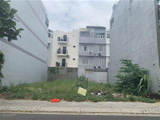 Bán lô n gần công viên hướng tây trong kdc sadeco ven sông tân phong giá 18 tỷ