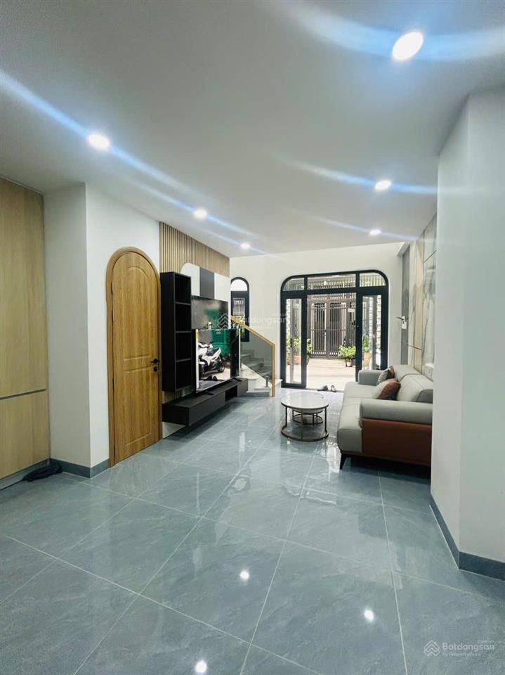 Bán nhà đường quang trung, phường gò vấp (p10 cũ), ngay chợ xóm thuốc. hh 1%