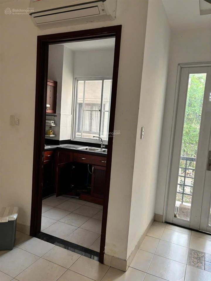 Cho thuê nhà mặt phố tại phú mỹ hưng, 50 triệu, 108m2, mặt đường chính tiện làm vp công ty
