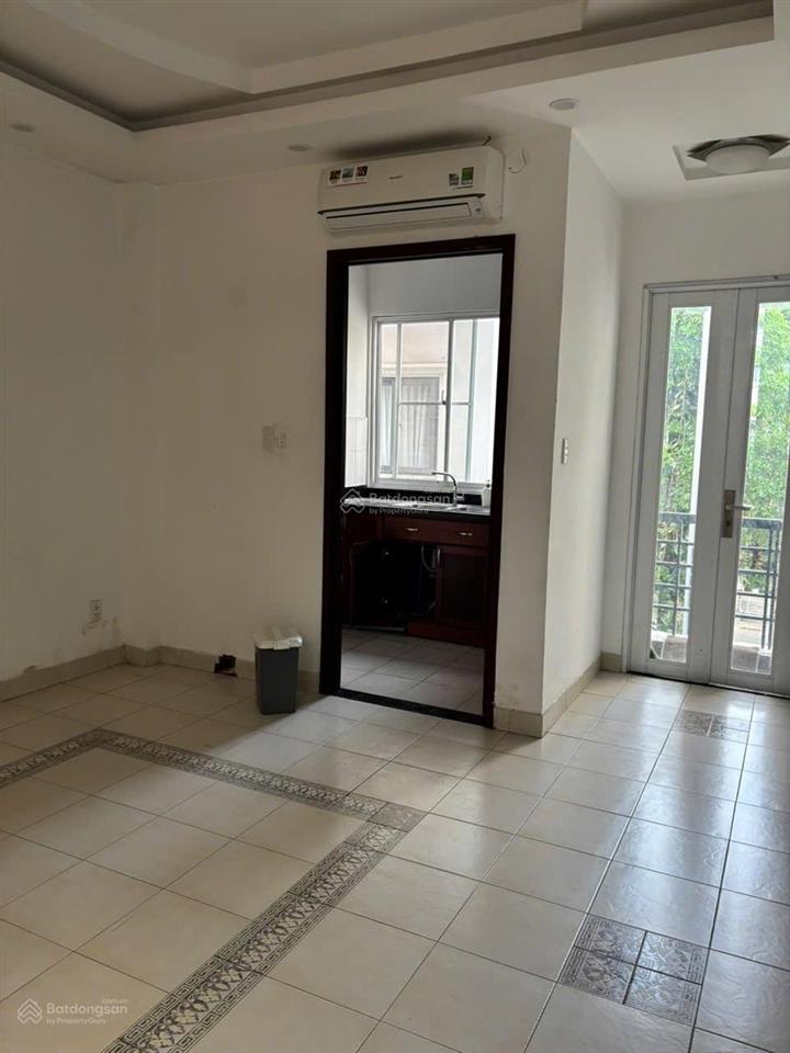 Cho thuê nhà mặt phố tại phú mỹ hưng, 50 triệu, 108m2, mặt đường chính tiện làm vp công ty