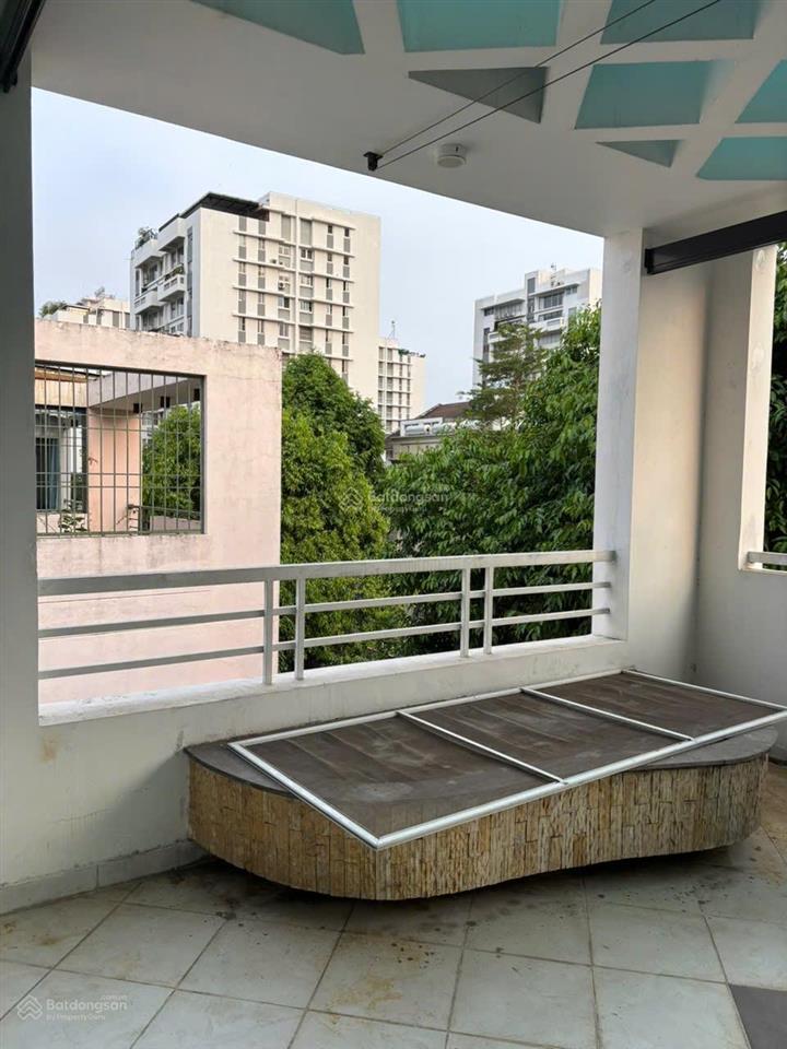 Cho thuê nhà mặt phố tại phú mỹ hưng, 50 triệu, 108m2, mặt đường chính tiện làm vp công ty