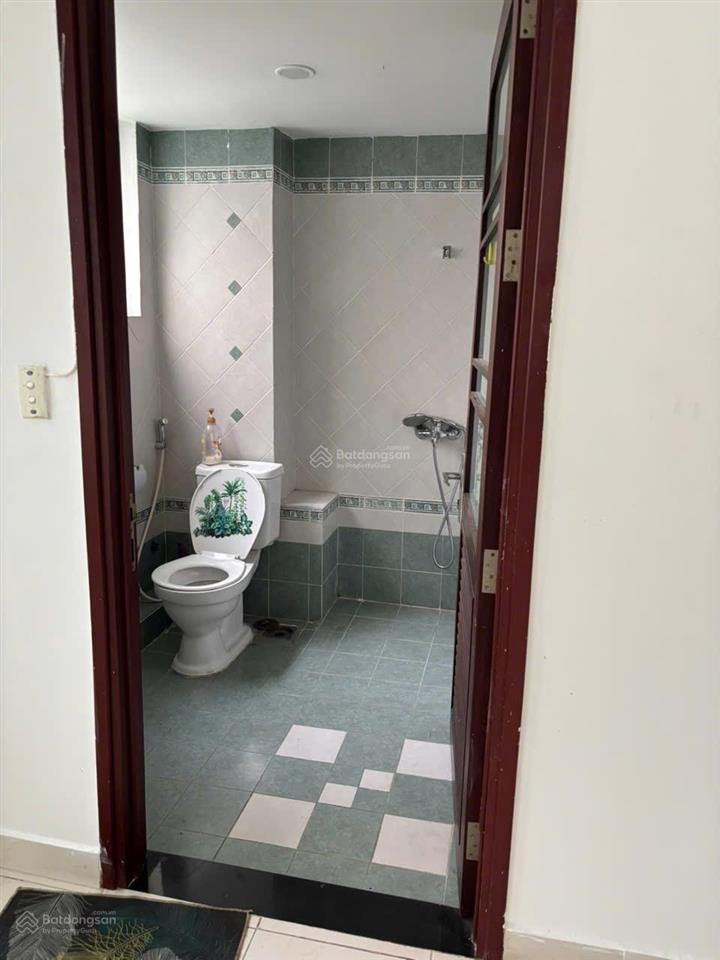 Cho thuê nhà mặt phố tại phú mỹ hưng, 50 triệu, 108m2, mặt đường chính tiện làm vp công ty