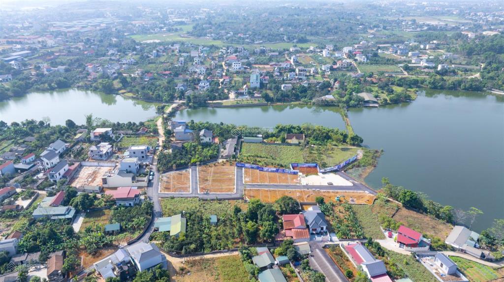 Đất nền view hồ trung tâm kđt hoà lạc  xuân mai chỉ nhỉnh 3 tỷ/ lô 100m