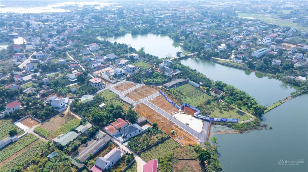 Đất nền view hồ trung tâm kđt hoà lạc  xuân mai chỉ nhỉnh 3 tỷ/ lô 100m