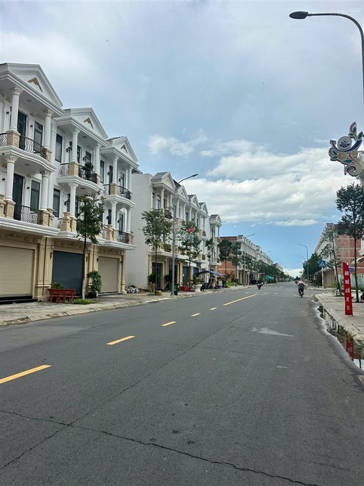 Bán gấp nhà mặt phố đường nguyễn trọng dân, 5,09 tỷ, dt sàn 330,1m2, giá tốt