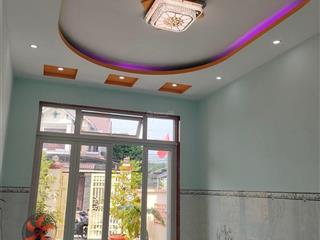 Bán nhà mặt tiền nhựa long hải gần biển, thuận tiện kinh doanh