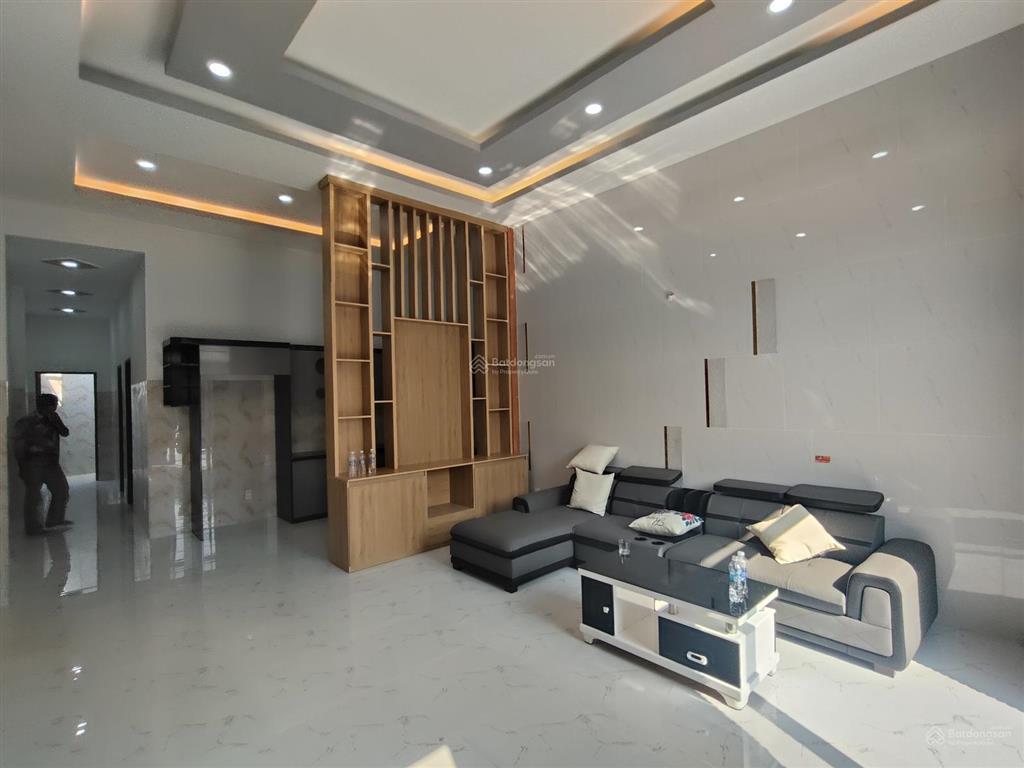 Nhà mới đẹp chỉ dọn vào ở tại long hải. cách biển 2km chỉ 2,5 tỷ