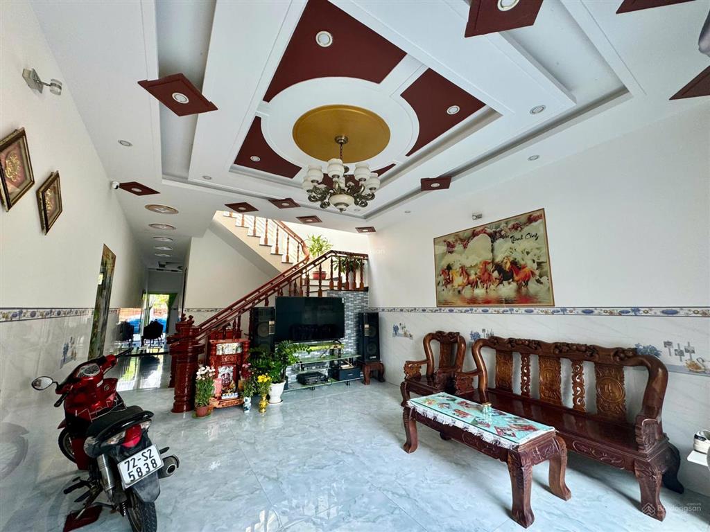 Căn nhà 1 trệt 1 lầu tại hải lâm (xã p. hưng cũ) này là xã long hải, tp. hcm chỉ 3tỷ350