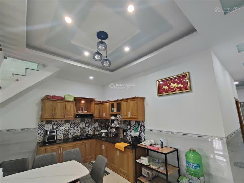 Nhà gác lửng  đẹp tái định cư long hải  vị trí đẹp, để lại toàn bộ nội thất vào ở ngay