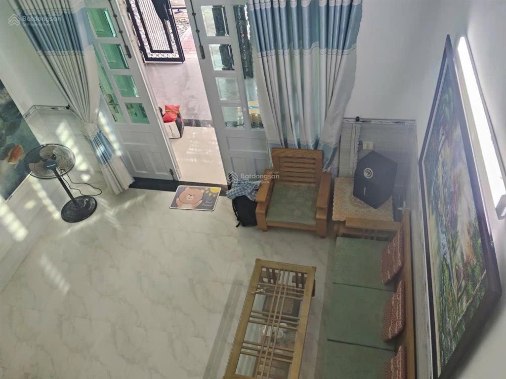 Nhà gác lửng  đẹp tái định cư long hải  vị trí đẹp, để lại toàn bộ nội thất vào ở ngay