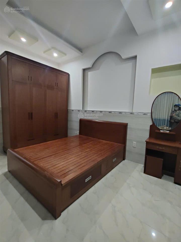 Nhà gác lửng  đẹp tái định cư long hải  vị trí đẹp, để lại toàn bộ nội thất vào ở ngay