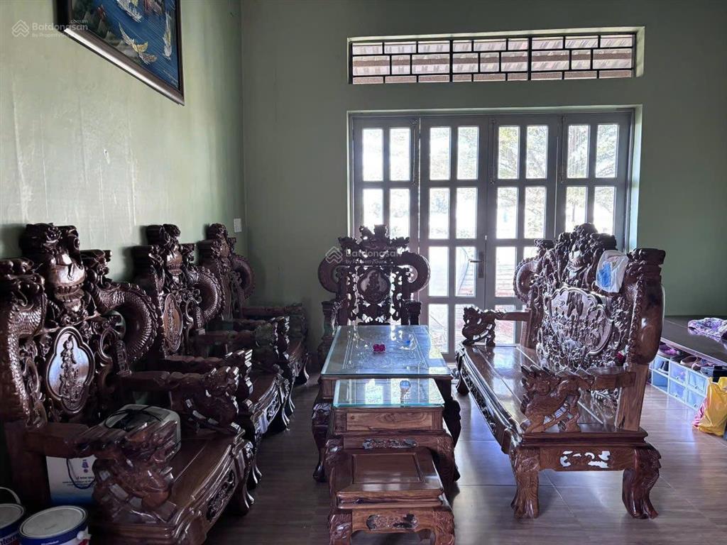 Cần bán căn nhà 1 trệt 1 lầu mặt tiền đường nhựa thuộc xã long hải tp.hcm( thị trấn long hải cũ )