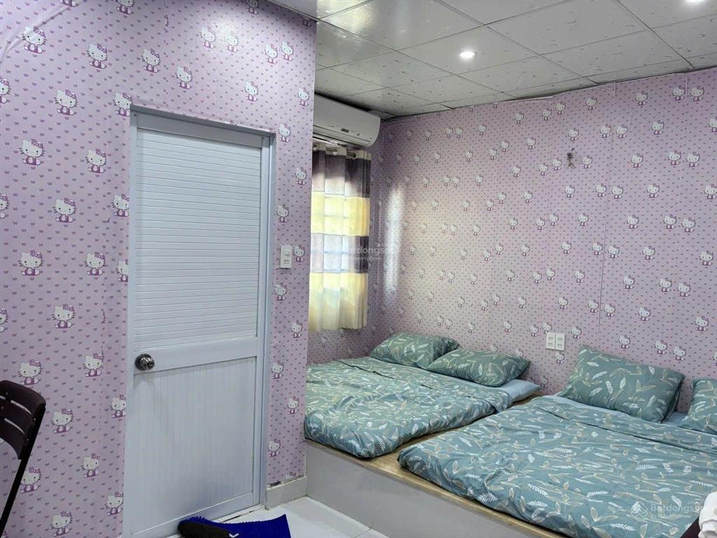 Cần bán căn nhà 1 trệt 1 lầu mặt tiền đường nhựa thuộc xã long hải tp.hcm( thị trấn long hải cũ )