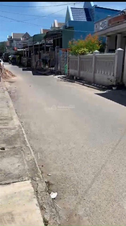 Nhà phố 1 trệt 1 lầu  trung tâm phước hải  cách biển chỉ vài phút