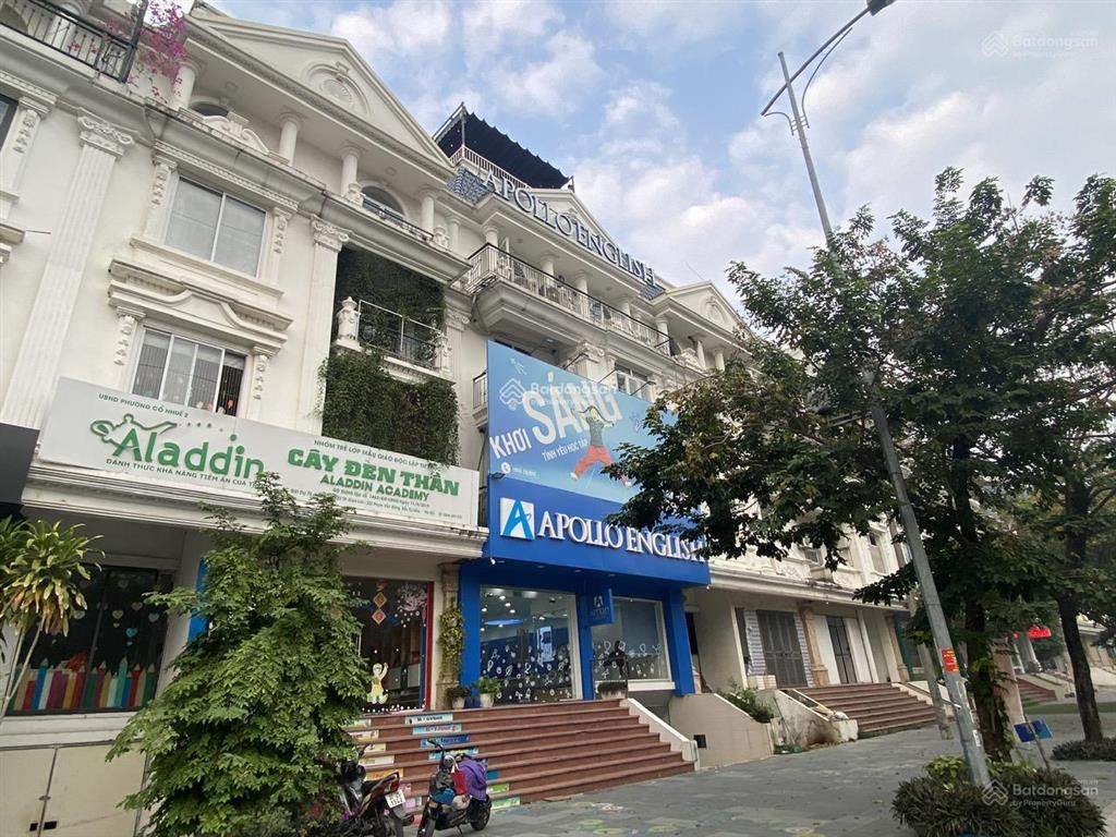 Cho thuê biệt thự liền kề đường số 23 kđt thành phố giao lưu dt 120m2 x 3 tầng 1,2,3  giá 45tr/th