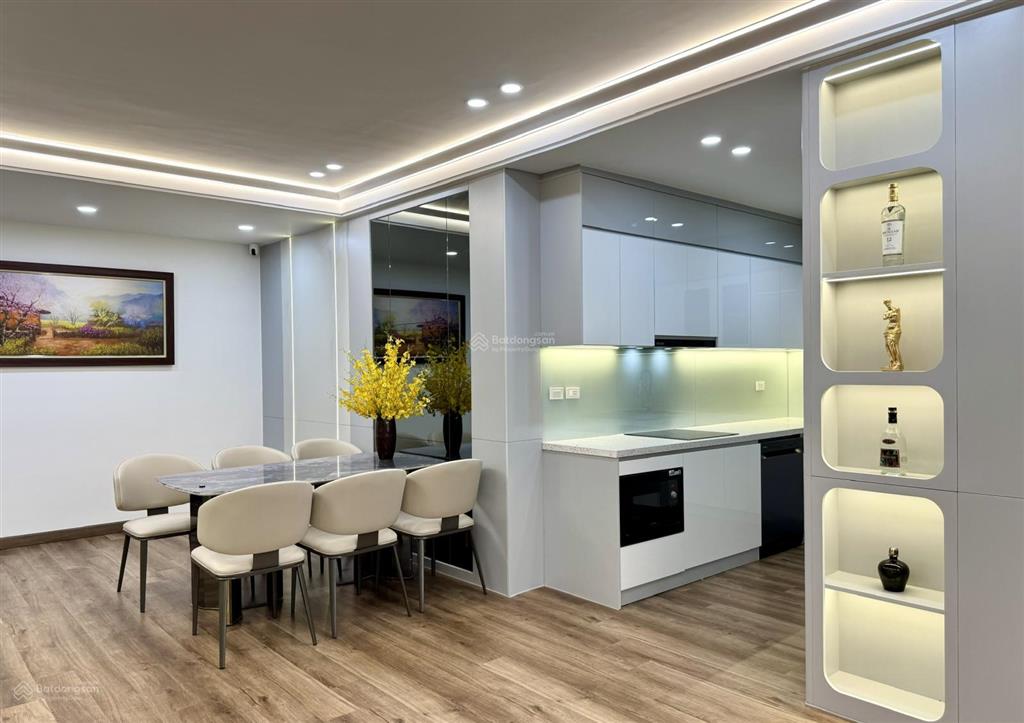 Cần bán căn hộ "hoa hậu" 2pn chung cư nam cường kđt mới cổ nhuế dt 80,5m2, tầng trung, giá 6,5 tỷ