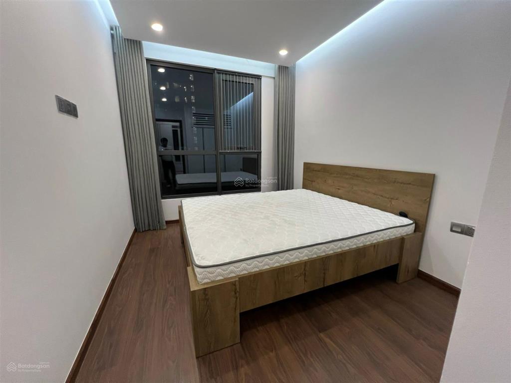 Siêu rẻ cần bán "căn góc hoa hậu 3pn" chung cư oct5 resco cổ nhuế dt 118m2, bc đông nam, giá 7 tỷ