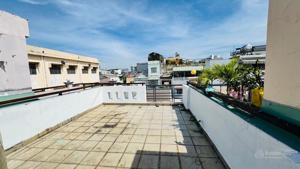 Bán nhà 9pn, dt 80 m2, sát cầu chà và quận 8, tp. hcm. nhỉnh 8 tỷ