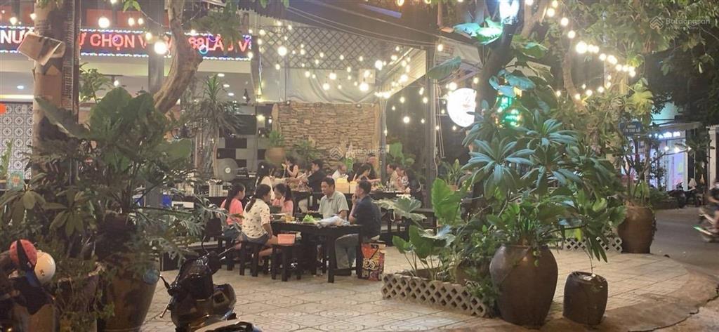 Lô góc sát siêu thị parc mall q8. dt 183m2. giá 32 tỷ tl