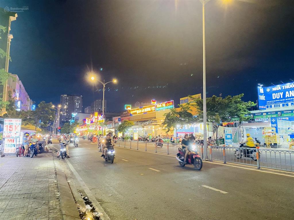 25,5 tỷ mt tạ quang bửu sát parc mall q8. dt 80m²  5 tầng. 6pn.