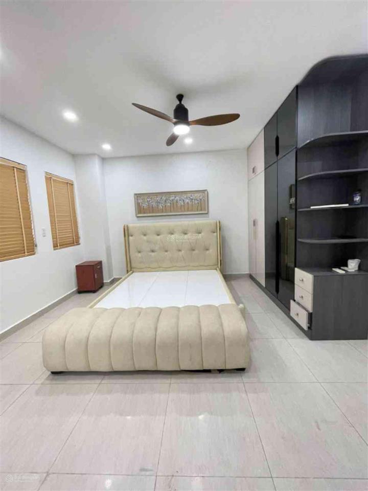 Nhà khu dân cư nguyên sơn mizuki. dt 100m²  4 tầng  5 pn. nhỉnh 10 tỷ