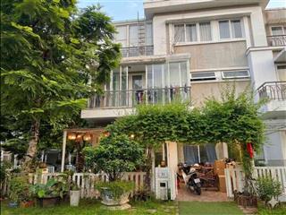 Biệt thự 200m2 lô góc 2 mặt tiền kdc phong phú 4, lovera khang điền, tặng nội thất
