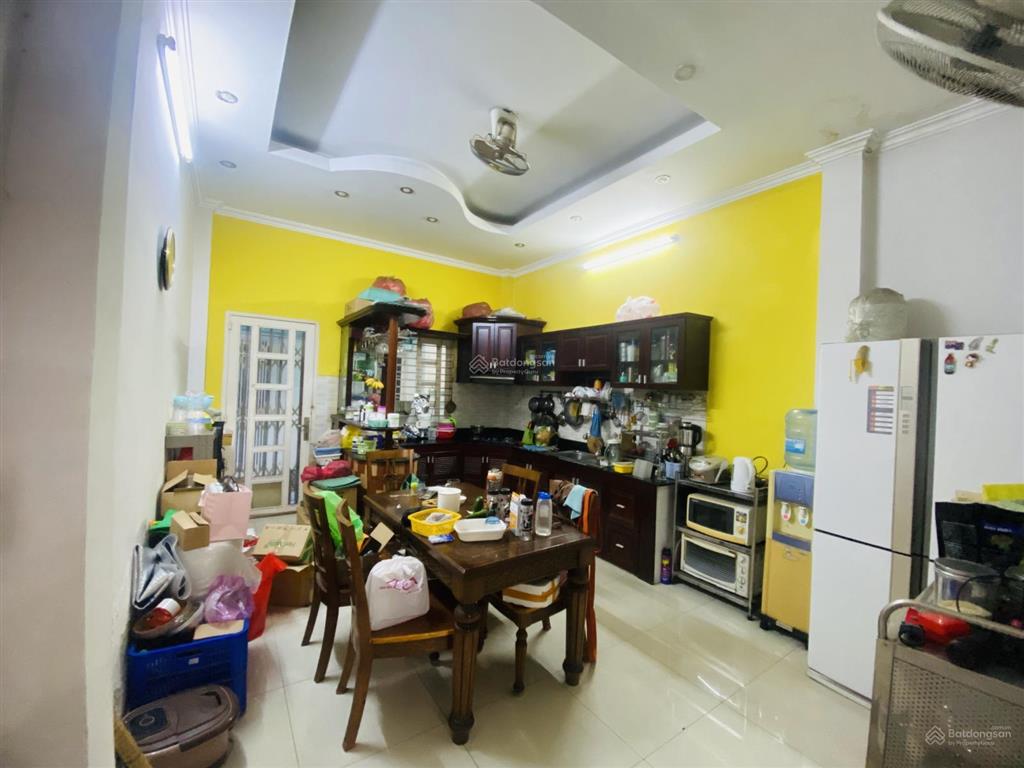 Mt sát parc mall quận 8. dt 70,5m²  4 tầng  4pn  3wc. nhỉnh 14 tỷ