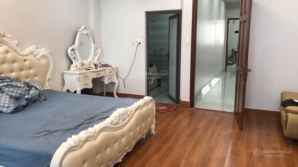 Mt đường số 10 kdc khang điền. dt 100m2  5 tầng. giá  9,8 tỷ