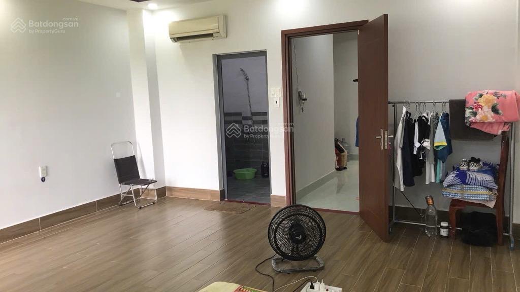 Mt đường số 10 kdc khang điền. dt 100m2  5 tầng. giá  9,8 tỷ