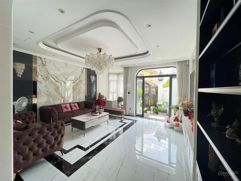 Biệt thự lô góc mới xây mt đường số kdc bình hưng  full nội thất cao cấp. nhỉnh 21 tỷ tl