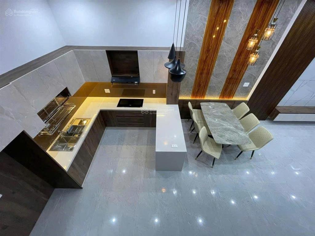 Bán nhà đẹp 3 tầng hòa xuân như mới  8,5 tỷ hướng đông nam