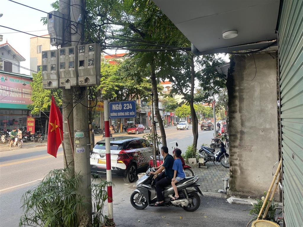 Cho thuê mặt bằng kinh doanh ql17  mặt tiền 12.5m  sát vách bách hóa xanh, thuận an