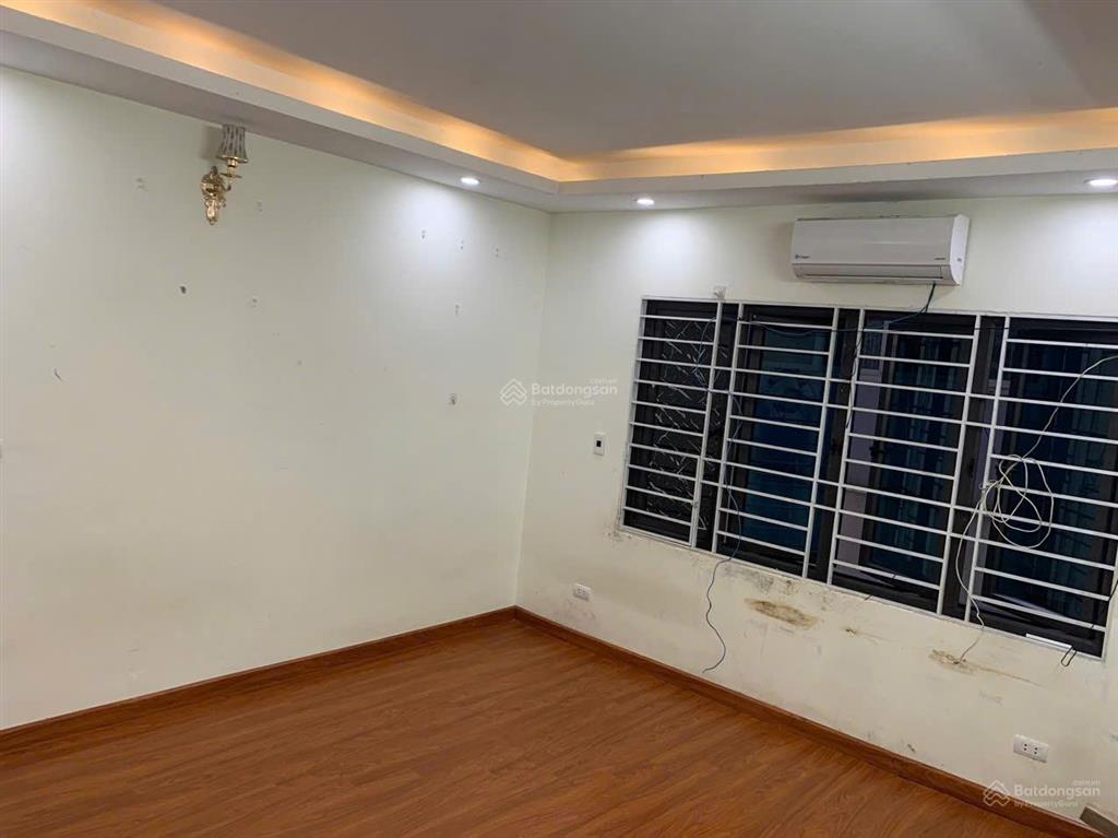 Cho thuê nhà riêng tại 6b ngõ 181, cầu diễn, 12 triệu vnd, 30m2, 4pn, 3wc