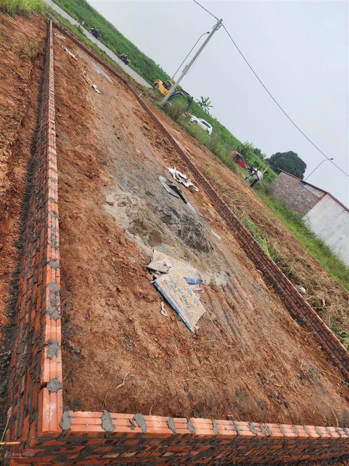 Chính chủ có lô đất view sông hồng triệu đô, cực đẹp với diện tích 150m2 (3 mặt đg) giá chỉ 2,95 tỷ