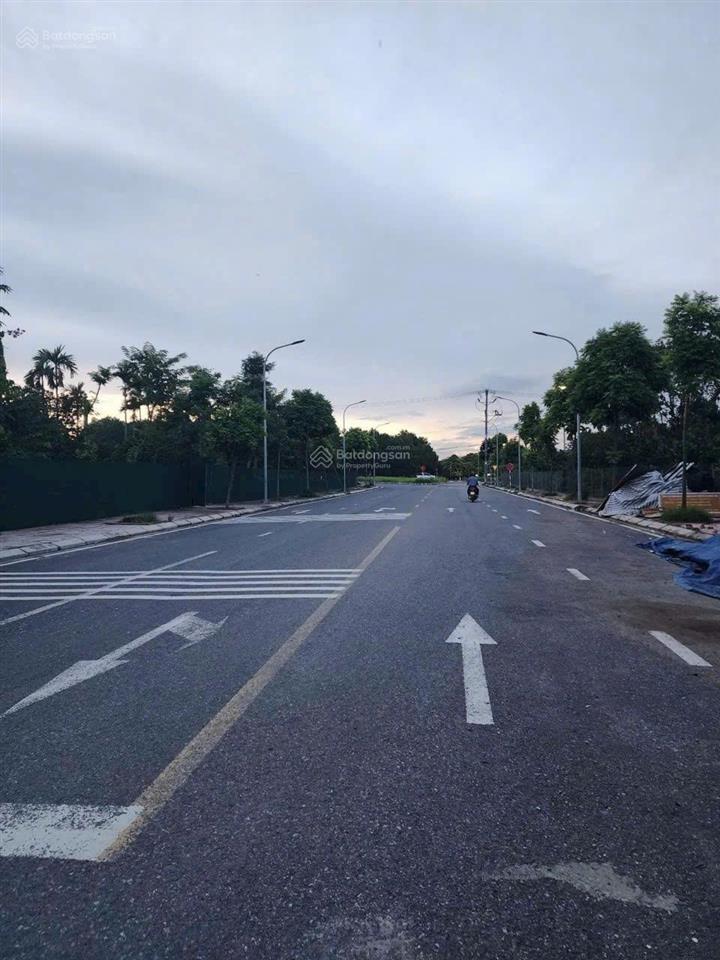 Chủ cần tiền bán 70m2 đất đấu giá đẹp sát ql32, tại xã đan phượng, tp hà nội.  0982 480 ***