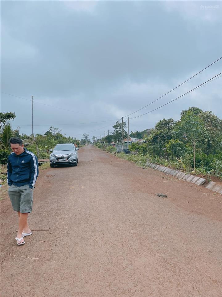 Giảm giá bán 3 mảnh đất thổ cư đường nhựa 8m lê vụ, thị xã buôn hồ