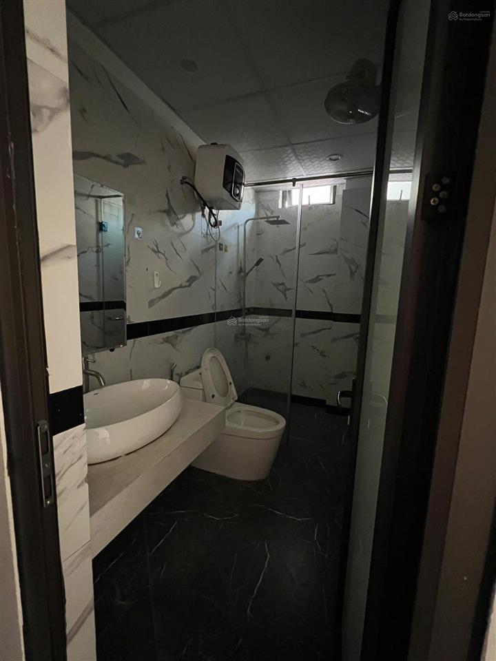 Chính chủ cho thuê nhà ngõ 86 tô vĩnh diện, 45m2, 7 tầng thang máy 6 pn, wc khép kín, full nội thất