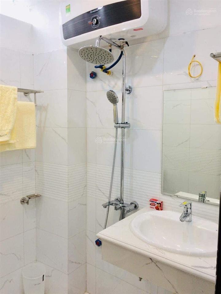 Bán nhà đội cấn 45m 5 tầng mặt tiền 6m 12.5 tỷ