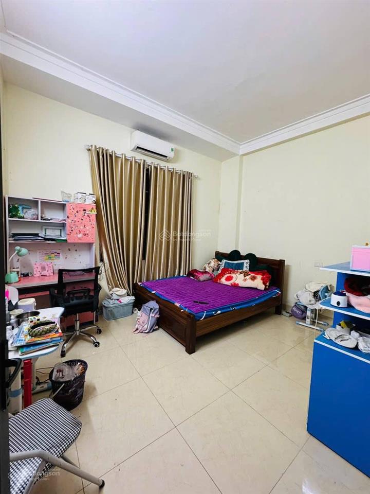 Bán nhà giang văn minh 20m 4 tầng mặt tiền 3,2m 4,5 tỷ